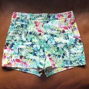 Flower print shorts